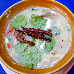 ต้มข่าไก่