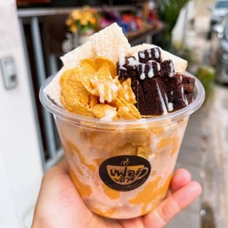 ปังเย็น ชาไทย บราวนี่ คอนเฟลก