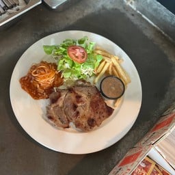 สเต็กหมูสันคอ(ติดมัน)