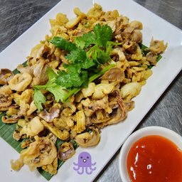 หมึกทอดกระเทียม