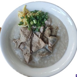 โจ้กหมูทุกอย่าง ไม่ใส่ไข่