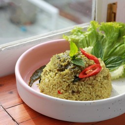 ข้าวแกงเขียวหวานผัดแห้งหมู