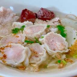 ก๋วยเตี๋ยวน้ำใส เส้น+เกี๊ยวกุ้ง