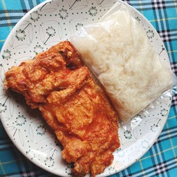 ชุดสุดคุ้มไก่ทอด+ข้าวเหนียว
