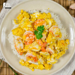 ข้าวไข่ขยี้กุ้ง