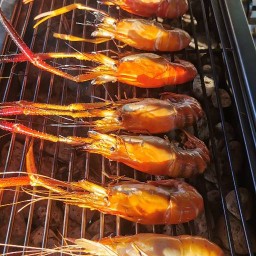 กุ้งเผา ปูแกะ