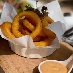 Homemade onion ring หัวหอมทอด