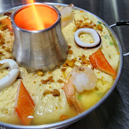 ไข่ตุ๋นภูเขาไฟ