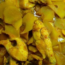 แกงส้มปลาทับทิมมะละกอ