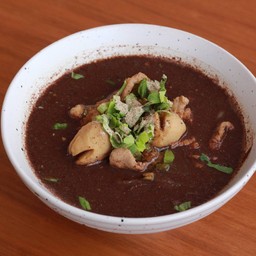 ก๋วยเตี๋ยวน้ำตก หมูชิ้น