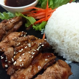 ข้าวหอม ไก่ย่างราดซอดเทริยากิ