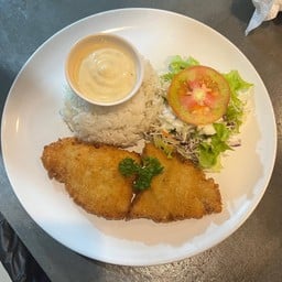 ข้าวหน้าปลาทอด