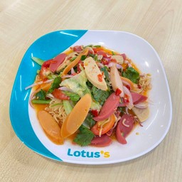 ยำมาม่า ธรรมดา ร้านส้มตำเจ๊ติ๊ก