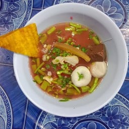 ก๋วยเตี๋ยวริมคลอง