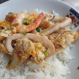 ข้าวแห้งทะเล (ปลา,หมึก,กุ้ง)