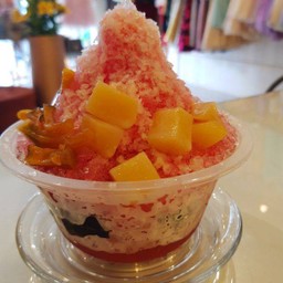 น้ำแข็งใส เลือกท็อปปิ้งได้ 5 อย่าง