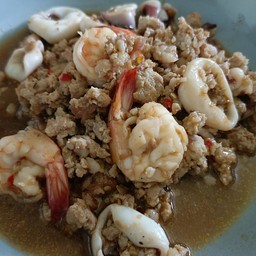 กะเพรา ดาวลูกไก่