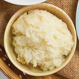 ข้าวเหนียว          Sticky rice