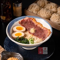 ราเมนมิโสะชุปเนื้อสันนอกเบิร์นไฟ - Miso Beef Striploin Ramen