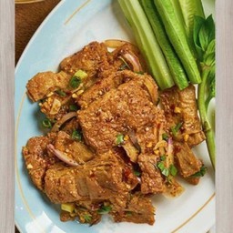 น้ำตกอีสานแซ่บ          Nam-Thok Thai style spicy salad with plant-based meat