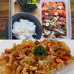 แมงกะพรุนน้ำมันงา+ชุดแซลม่อนผสมกุ้งดองซีอิ้ว