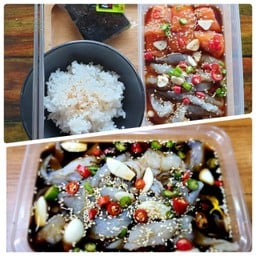 ชุดแมงกะพรุนดองซีอิ๊ว+ชุดแซลม่อนผสมกุ้งดองซีอิ้ว