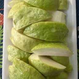 ฝรั่งกิมจู (พร้อมทาน)