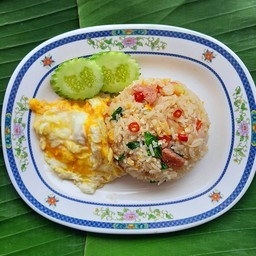 [อร่อยซ่ากับโค้ก] ข้าวผัดแหนม +  โค้ก ออริจินัล (กระป๋อง)