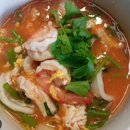 สุกี้รวมมิตร (ไก่,กุ้ง,ปลาหมึก)