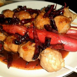 ไส้กรอกแดง