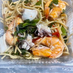 กระเพราสปาเก็ตตี้ทะเล