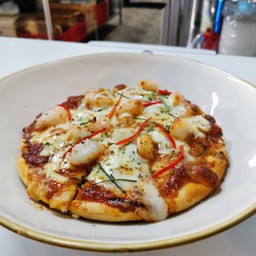 พิซซ่าต้มยำ แป้งหนา