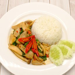 ข้าวกะเพราเห็ด          Rice with spicy mushroom and basil