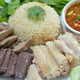 ข้าวมันไก่นายป๊อป ตลาด ส.สุนีย์