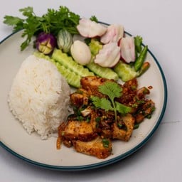 ข้าวลาบหมูกรอบ