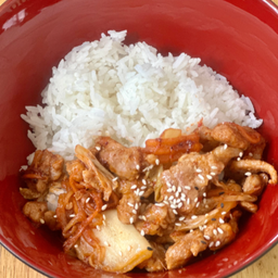 ข้าวหน้าหมูผัดกิมจิ