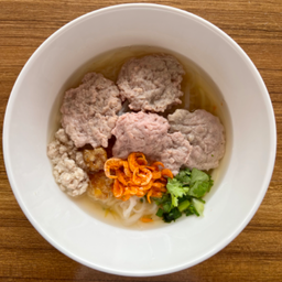 ก๋วยเตี๋ยวหมูเด้งน้ำใส