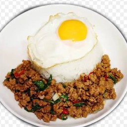 กระเพราหมูสับพริกแห้ง