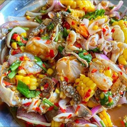ตำข้าวโพด+ปูม้า+ปลาหมึก