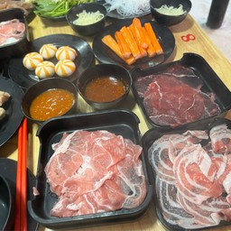 แซ่บ ชาบู
