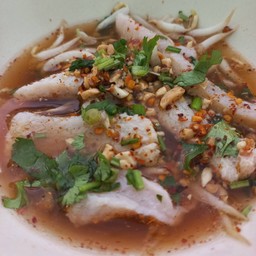 เกาเหลาลูกชิ้นปลาต้มยำ