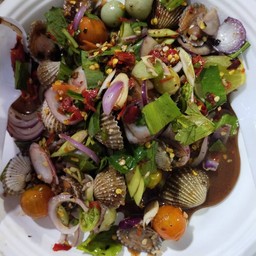 หมูปิ้งโบราณ(เตาถ่าน)และส้มตำเจ๊หน่อย