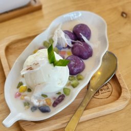 ไอติม บัวลอยมันม่วง