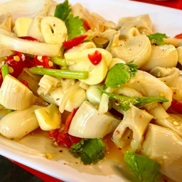 ยำไส้ตัน