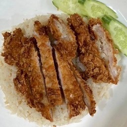 ข้าวมันไก่ทอด-พิเศษ