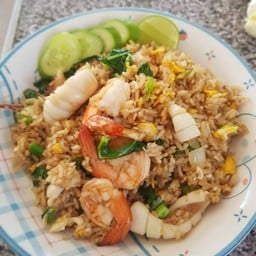 ข้าวผัดทะเล
