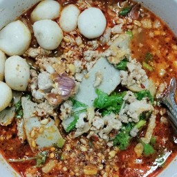 ยำแซ่บ แบบร้องขอชีวิต
