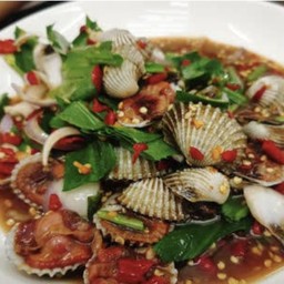 ตำหอยแครง Cockle spicy salad