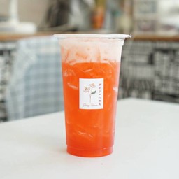 ชาเขียวสตอเบอร์รี่