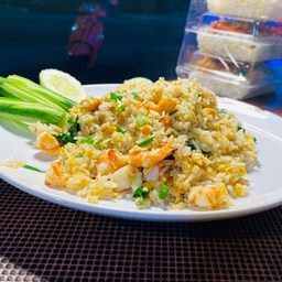 ข้าวผัดทะเล